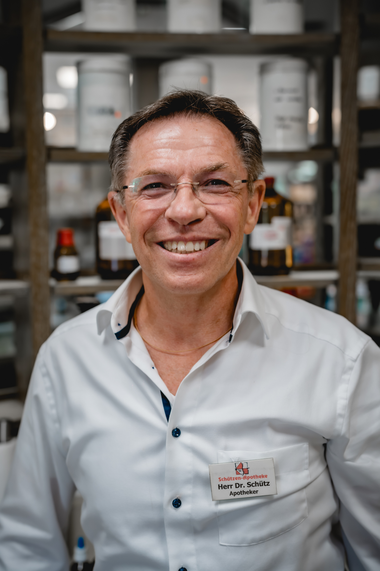 Dr. Hans-Jörg Schütz